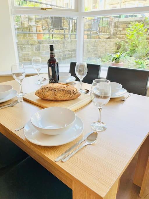 Ilkley Place المظهر الخارجي الصورة
